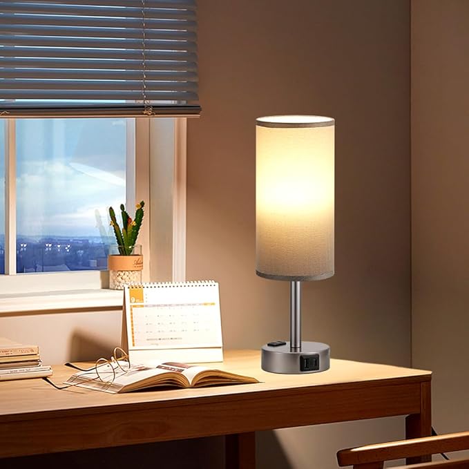 Fenmzee Grey Bedside Table Lamp for Bedroom - 3 Way Dimmable Touch Lamp USB C Charging Ports and AC Outlet, Small Lamp for Living Room, Desk, LED Bulb Included