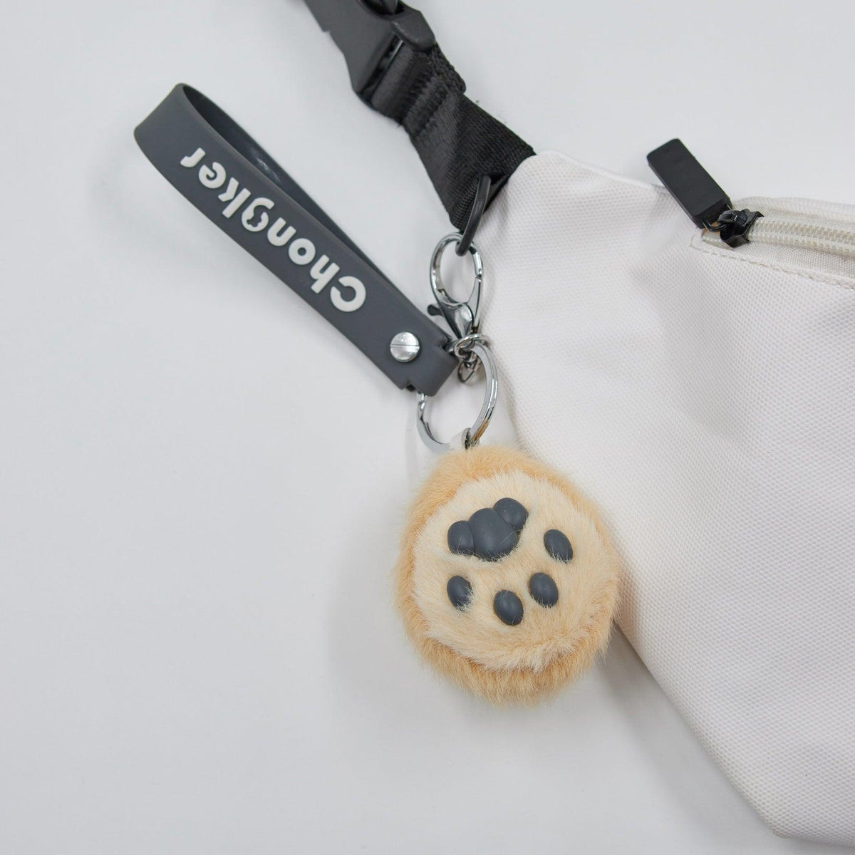 Cat Paw Keychain – Fluffy Cute Charm for Girls & Bags