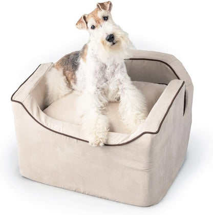 Snoozer Medium Luxury Lookout Car Seat. A calm, considered pick for modern pet homes.