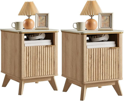 QUW Fluted Nightstands Set of 2 with Charging Station, 18" Modern Side Table, Wooden Bedside Table with Faux Marble Top, Open Storage, Cabinet, End Table for Bedroom, Living Room, Natural Oak