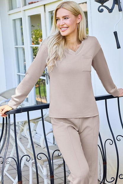 difficort Women's 2 Piece Lounge Sets Casual Travel Airport Outfits Side Slit V-Neck Tops & Wide Leg Pants Matching Set