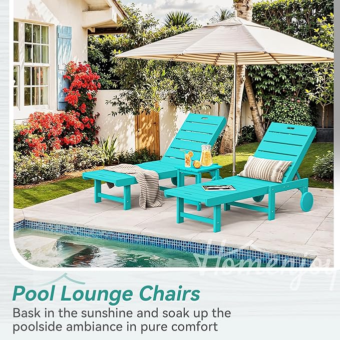 Homenjoy Outdoor Chaise Lounge Chairs with Table, 3-Piece, 26.8” Super Wide Lounge Chair Outdoor, HDPS Pool Chairs with 5 Positions, Patio Lounge Chair with Wheels for Pool,Lawn,Backyard, Aruba Blue